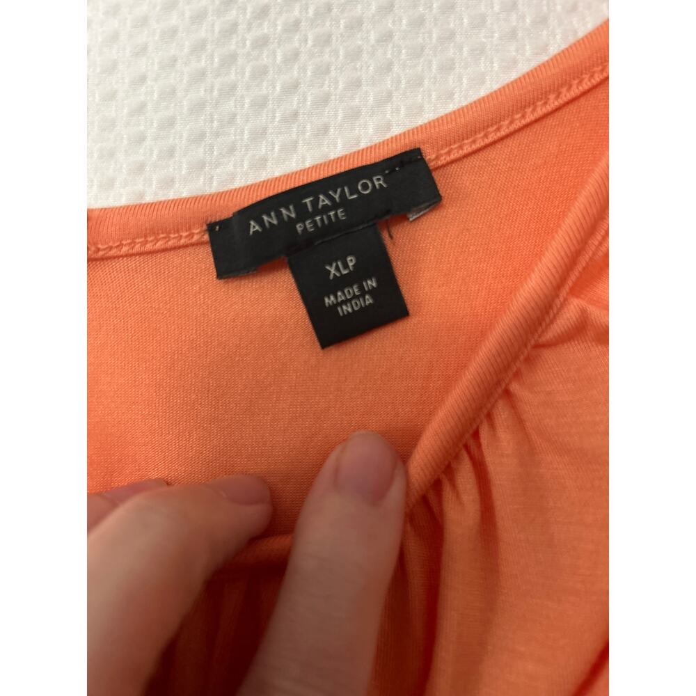 Ann Taylor Petite Orange Ruffle Short Sleeve V Neck Relaxed Fit Top‎ Size XLP - Picture 4 of 8